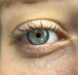 הרמת ריסים לפני ואחרי